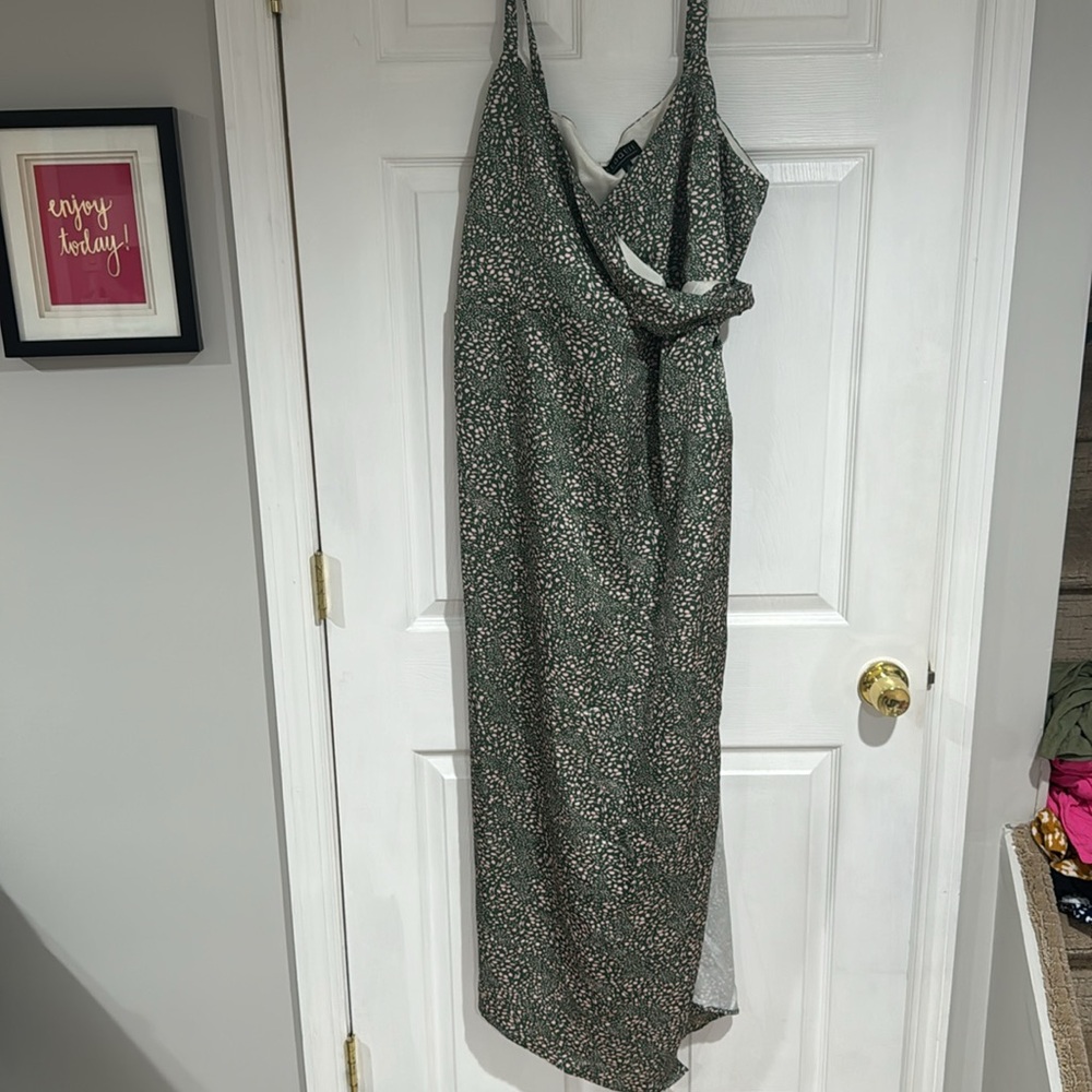 Eloquii satin maxi dress 🤍